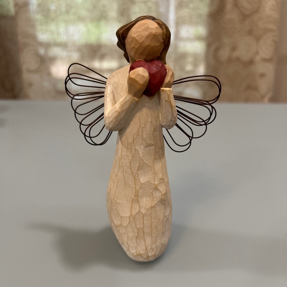 Willow Tree Angel of Heart® (Vintage)